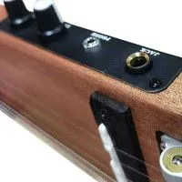 Smiger TR-22 Электрогитара безголовая, компактная, красное дерево