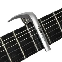 Guitto GGC-04-SL Каподастр для классической гитары, серебристый