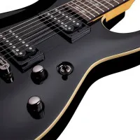 SCHECTER OMEN-7 BLK Электрогитара типа Stratocaster, 7 струн, цвет черный