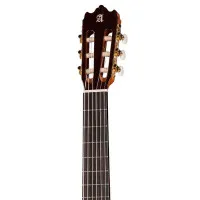 Alhambra 807-4P Classical Conservatory 4P Гитара классическая 4/4, фирменный чехол в комплекте