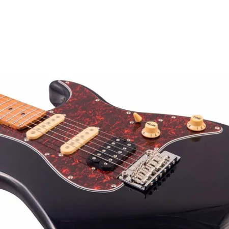 JET JS-400 BK Электрогитара, Stratocaster, 6 струн, цвет черный