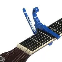 KYSER KG6U Каподастр для акустической гитары, цвет синий