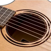 BATON ROUGE CR21C/ACE Гитара классическая со звукоснимателем