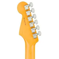 FENDER American Professional II Stratocaster HSS Электрогитара,  цвет Olympic White