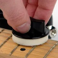 Средство для чистки PLANET WAVES PW-XLR8-01 String Cleaner and Lubricant