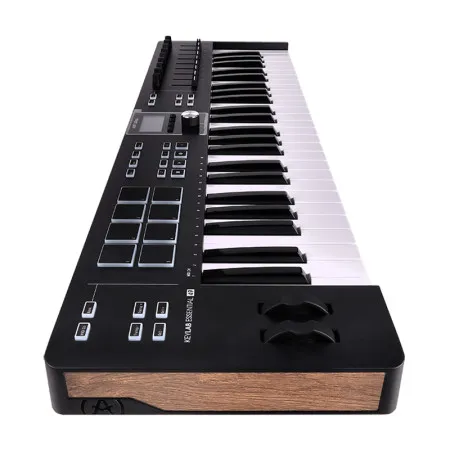Arturia KeyLab Essential 49 mk3 Black MIDI клавиатура, 49 клавиш, цвет чёрный