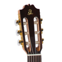Admira A2-EF Гитара электроакустическая классическая, массив кедра, красное дерево, Fishman