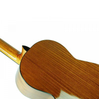 Admira Juanita-E Гитара электроакустическая классическая 