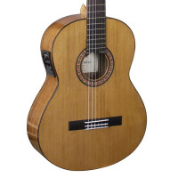 Admira A2-EF Гитара электроакустическая классическая, массив кедра, красное дерево, Fishman